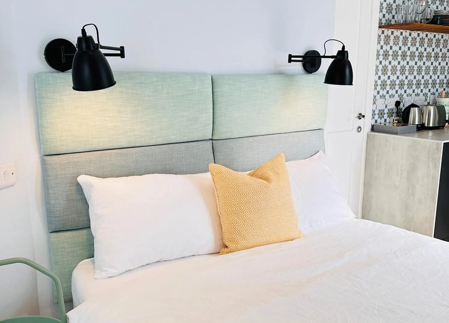 Luxury Modern Studio L Central Edinburgh L Pet Friendly